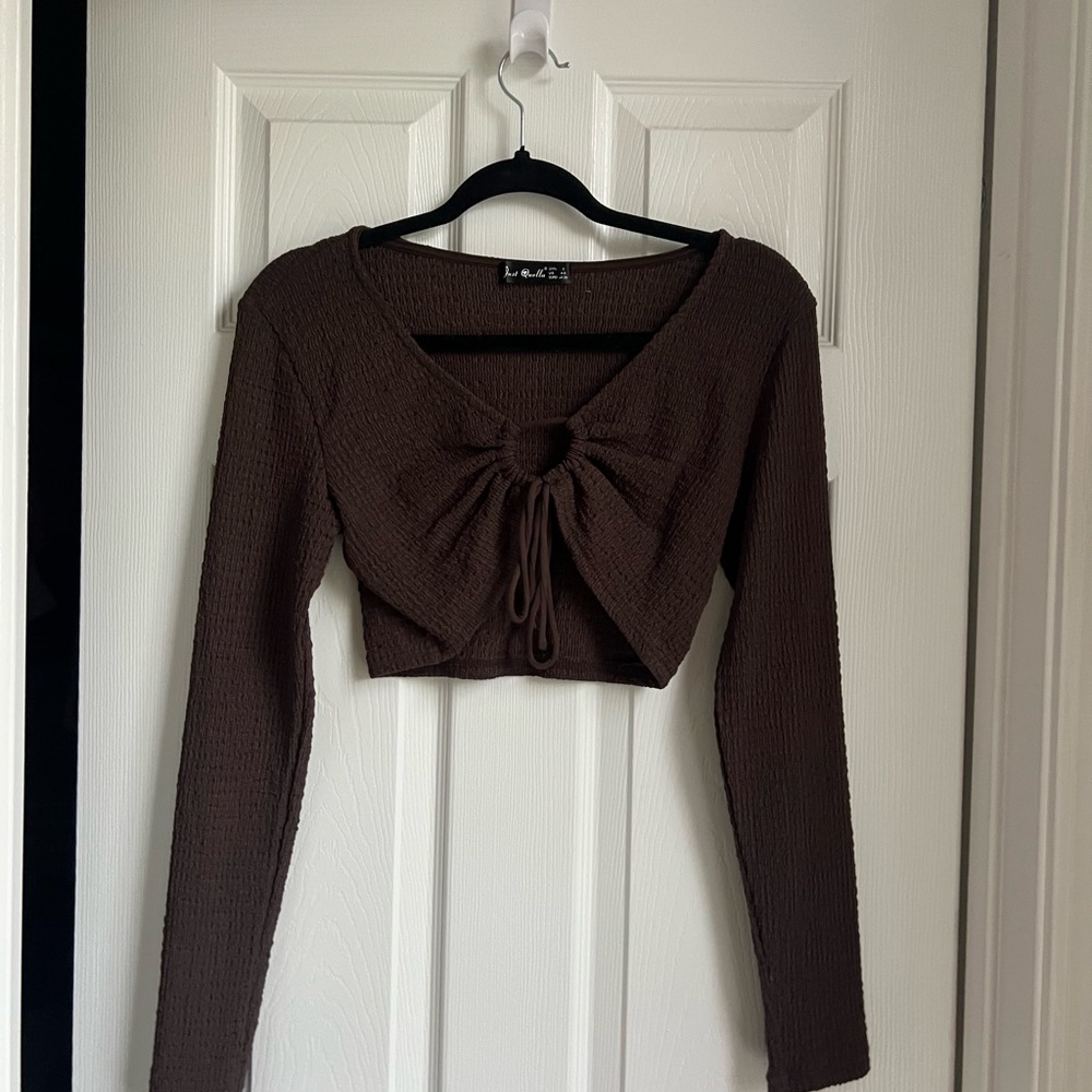 Elegant Brown Long Sleeve Crop Top